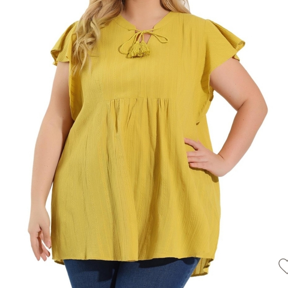 Agnes Orinda Gold Short Sleeve V Neck Tunic Top.  NWT